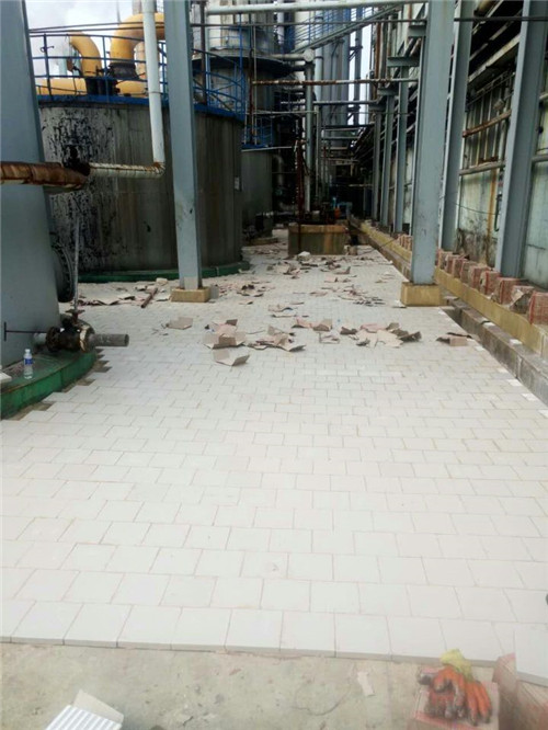 中銳化工耐酸瓷闆地面工程